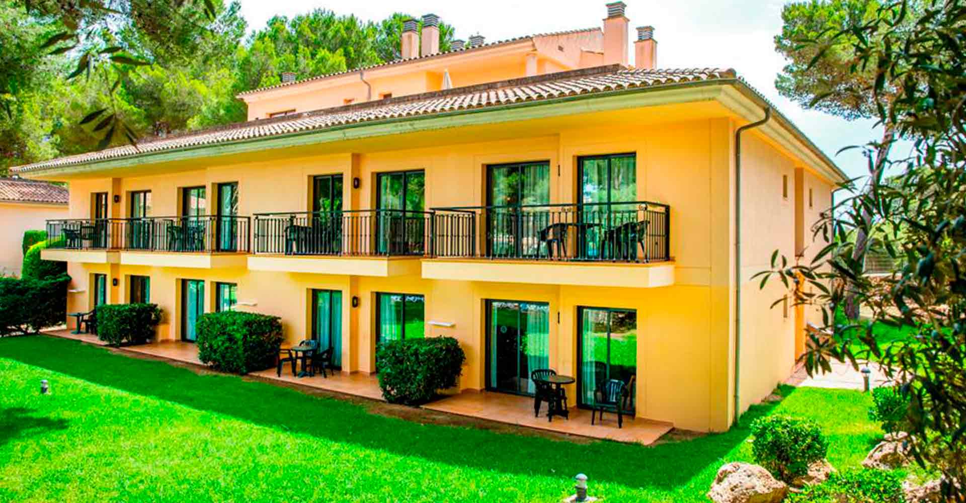 exterior estudio vell mari hotel & resort estudio vell mari hotel & resort can picafort